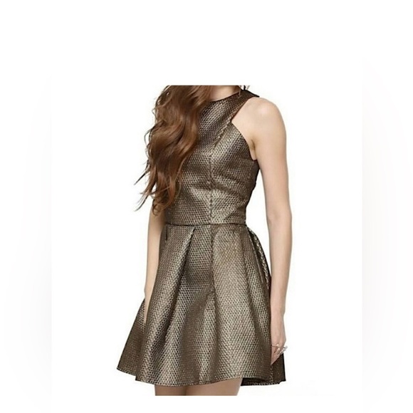 Fashion Union Gold Shimmer Metallic Mini Dress Size 14, XXL Pleated Formal - Picture 1 of 9